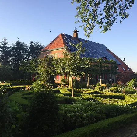 Gezellige Woonboerderij Met Weids Uitzicht