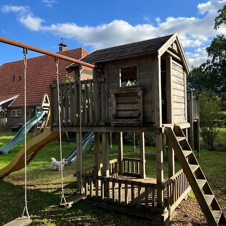Gezellige Woonboerderij Met Weids Uitzicht *