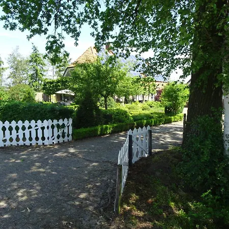 Gezellige Woonboerderij Met Weids Uitzicht Villa *
