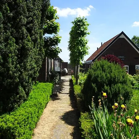 Gezellige Woonboerderij Met Weids Uitzicht